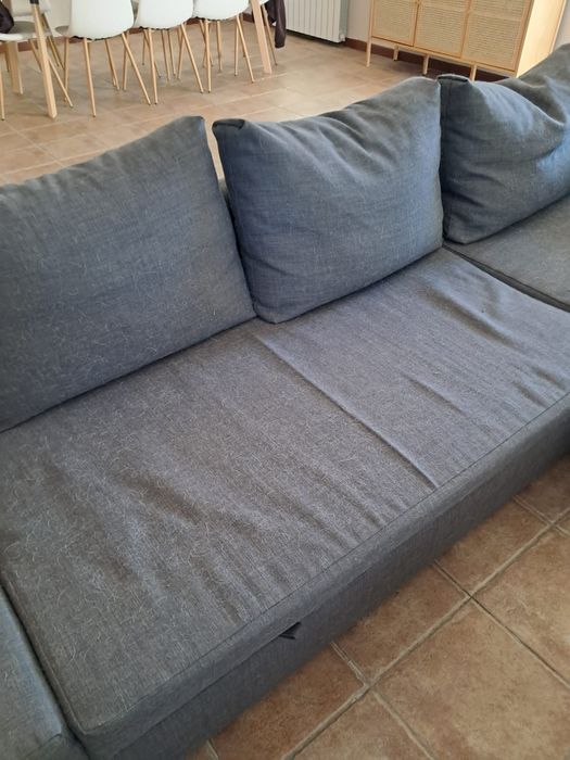 Sofá-cama de canto c/arrumação