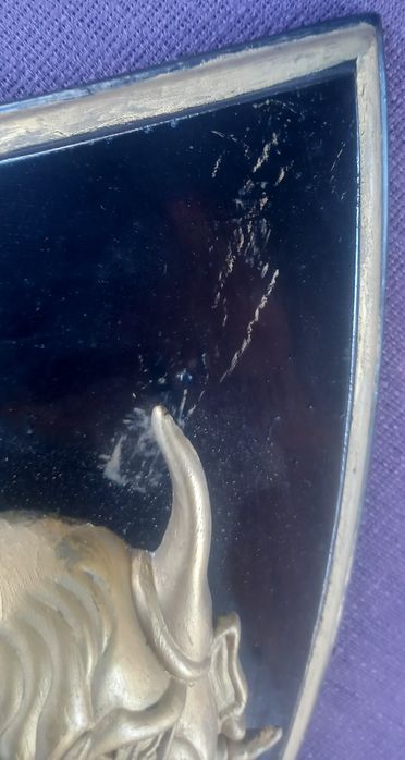 Busto Devil de parede em metal com base de madeira pintada,vintage