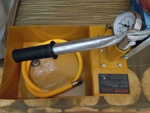 Máquina de por á carga