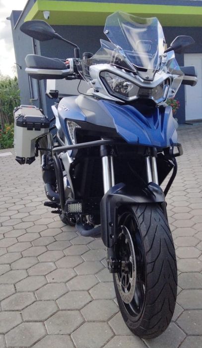 Moto QJ motor srt 800 como nova