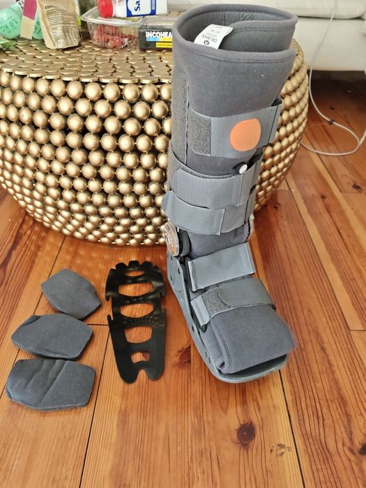 Bota ortopédica Walker articulada e ajuste insuflável ORLIMAN