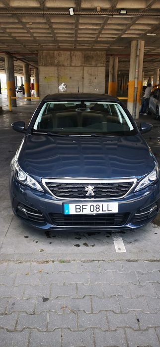 Peugeot 308 em bom estado