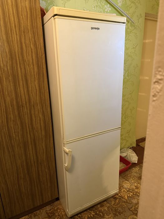 Робочий холодильник Gorenje
