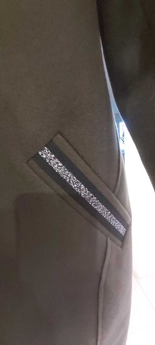 Sprzedam płaszcz Khaki