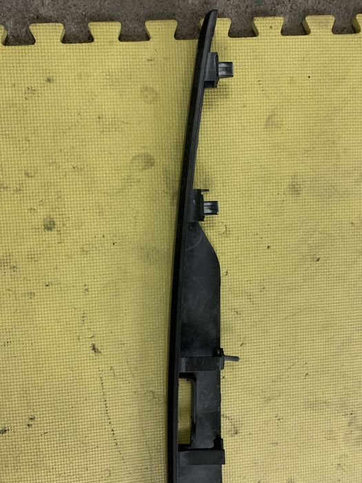 Friso tampa da mala Range Rover Evoque