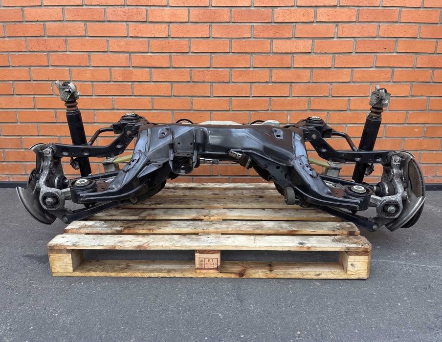 Підвіска Volvo XC60 II Mk2 передня або задня підрамник разборка