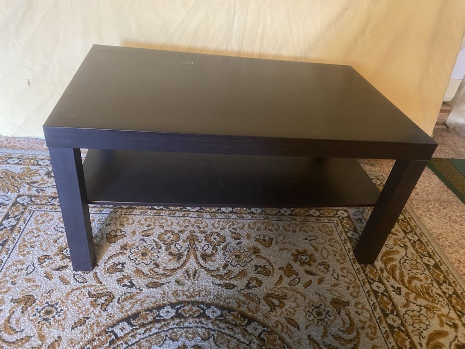 Duas mesas de centro