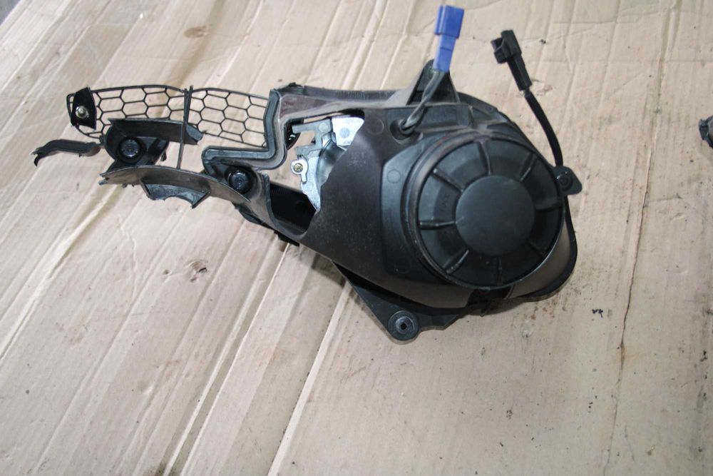 Lampa Lewa Prawa Zaślepka Zaślepki Yamaha R6 5SL RJ05 RJ09 03-05