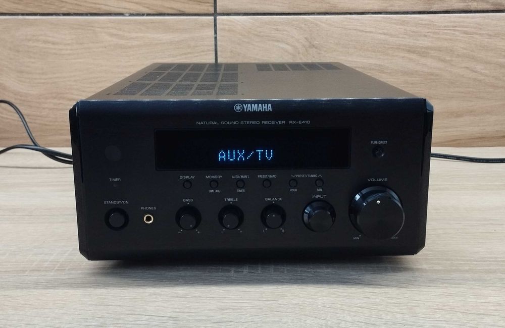 Yamaha RX-E410 (Amplituner-Wieża)