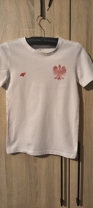 4F koszulka t-shirt podkoszulek rozm 140