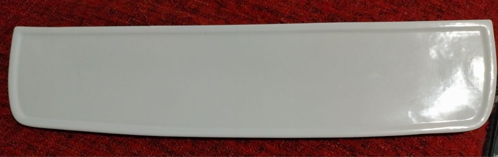 Saboneteira antiga 54x13cm + buchas e parafusos