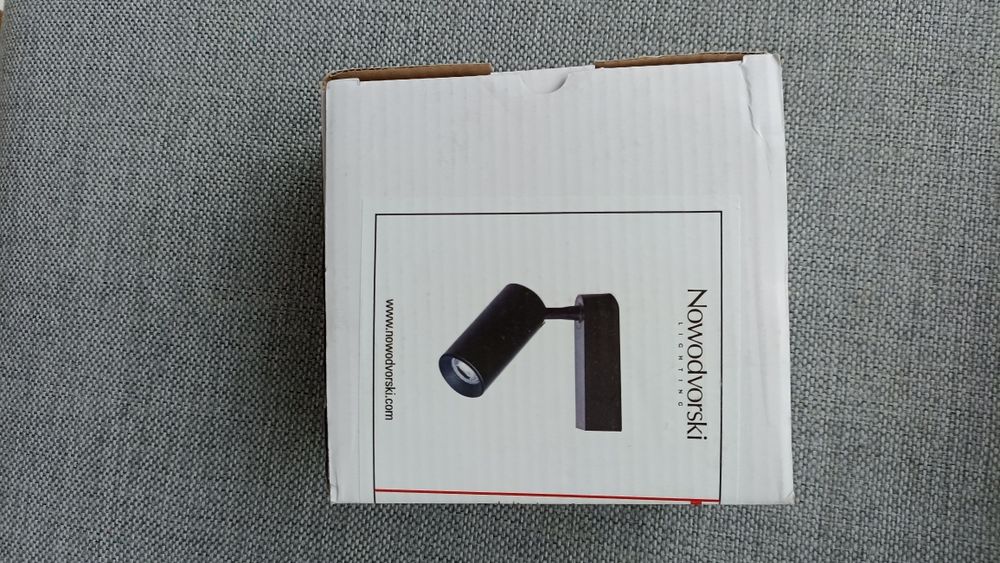 Nowy reflektor Nowodvorski Profile IRIS LED 12W Black model 9003