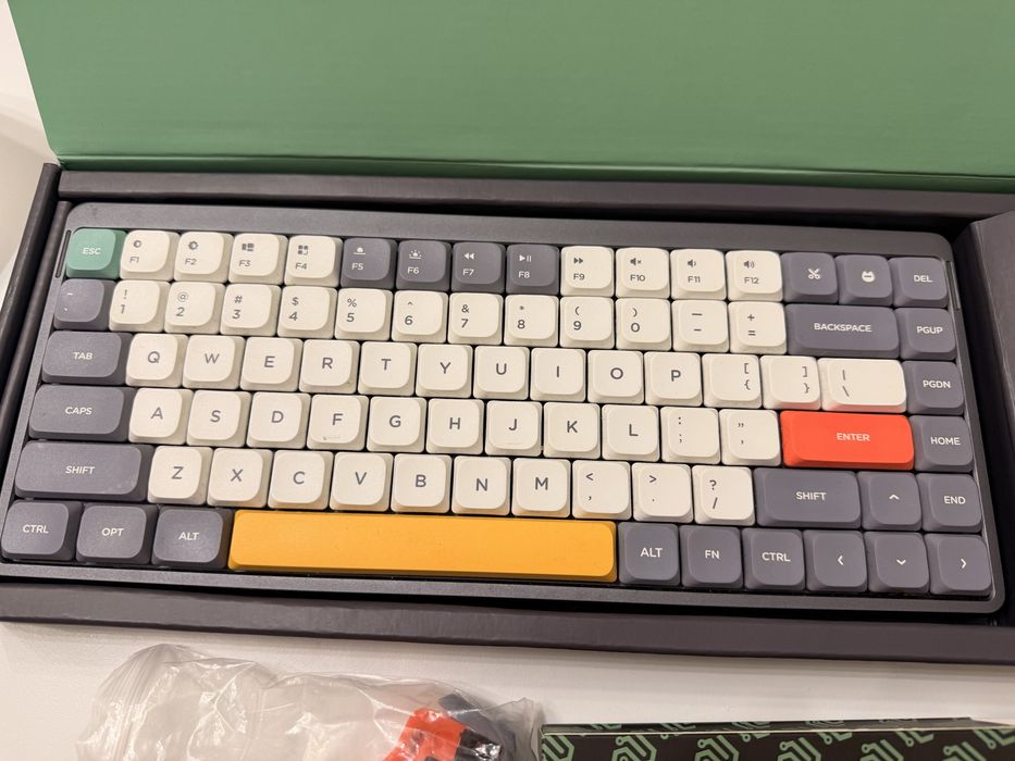 Teclado mecanico Nuphy Air75