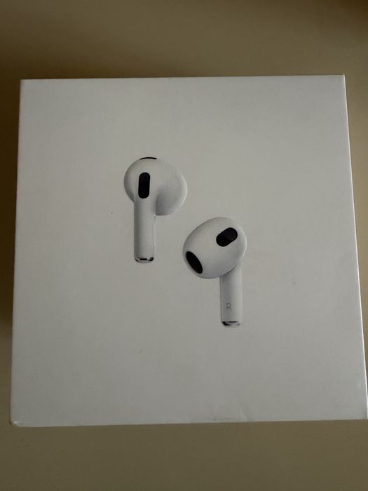 Оригінальні навушники Apple AirPods 3