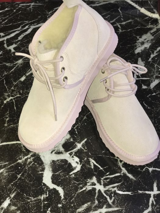 Зимове взуття нове