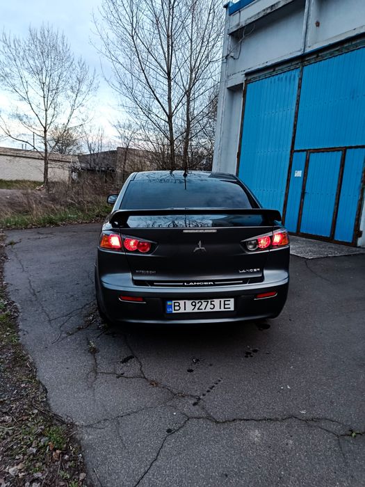 Mitsubishi lancer 10