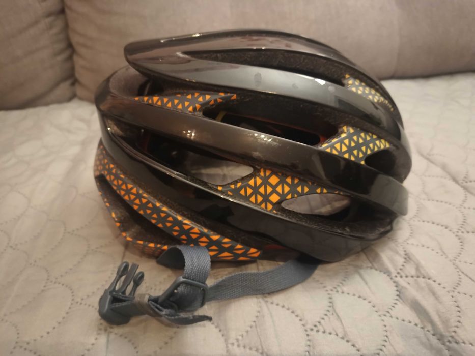 Kask szosowy czarny Bell Stratus rozmiar M