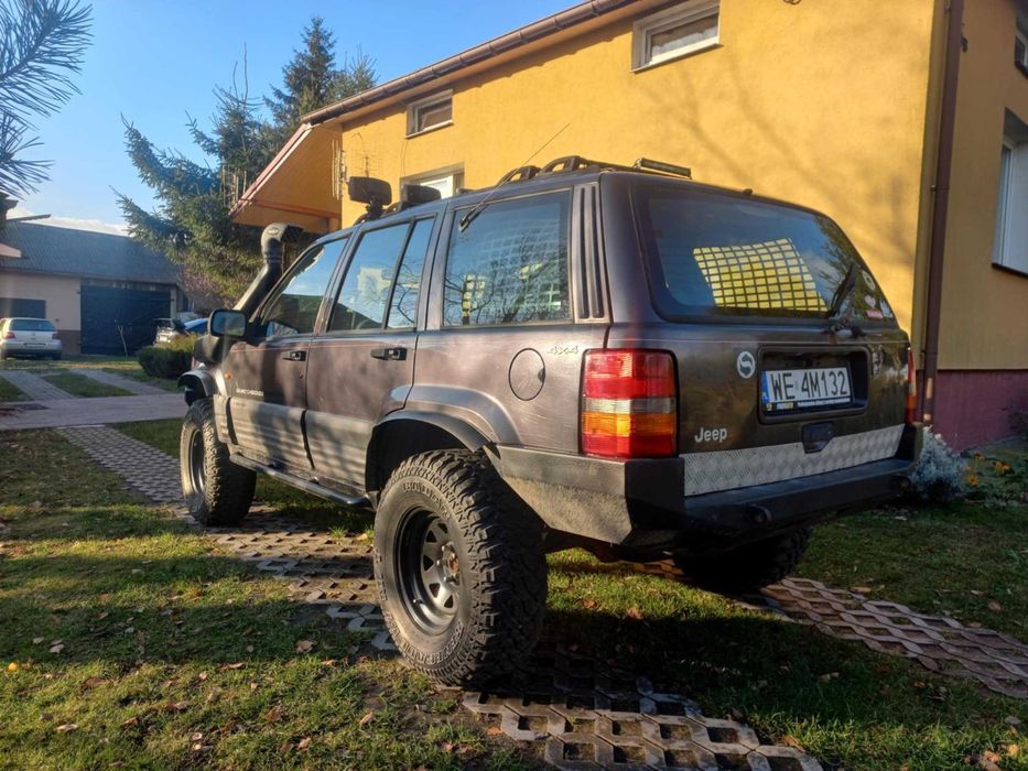 Jeep Grand Cherokee ZJ 4.0 4x4 – przygotowany do off-roadu!