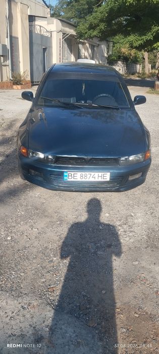 продам машину Митсубиси Галант 8