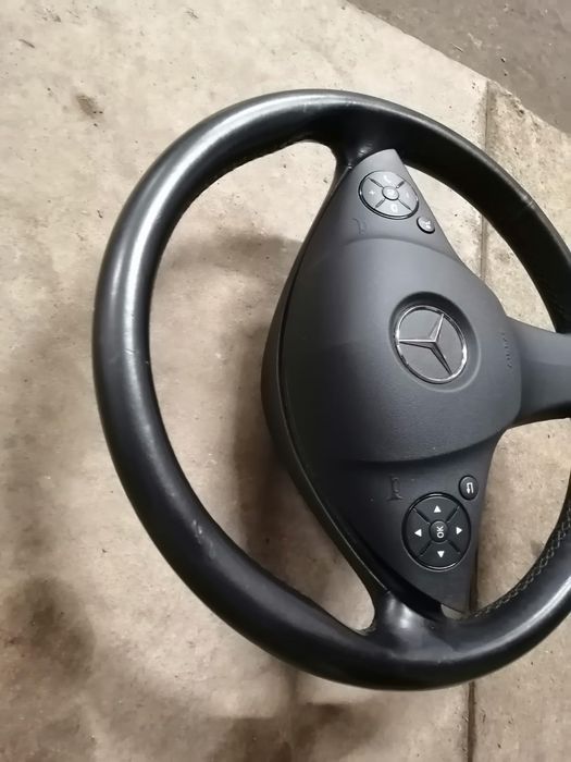 Kierownica Mercedes Benz C-class w204 AMG przeldifta Ładna Wysyłka