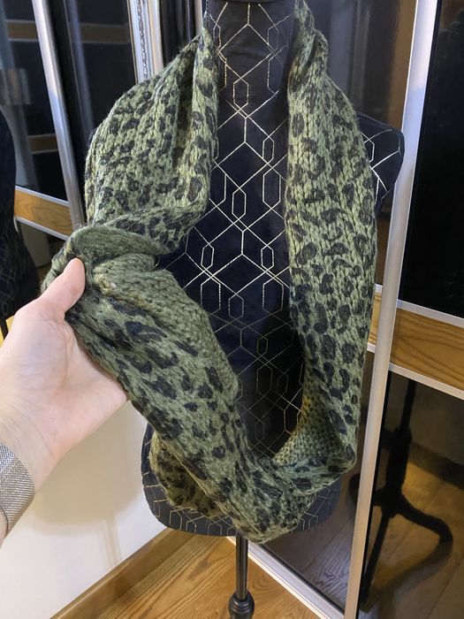 Nowy komin panterka, szalik w modną panterę butelkowa zieleń