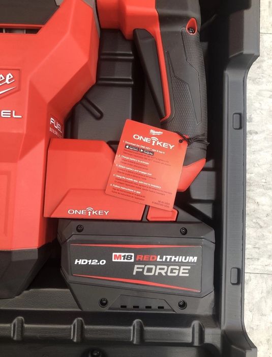 Milwaukee 2718-22hd m18 fuel 1/3/4sds max