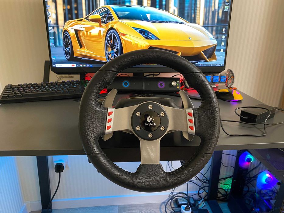 Logitech G27 Ігрове кермо
