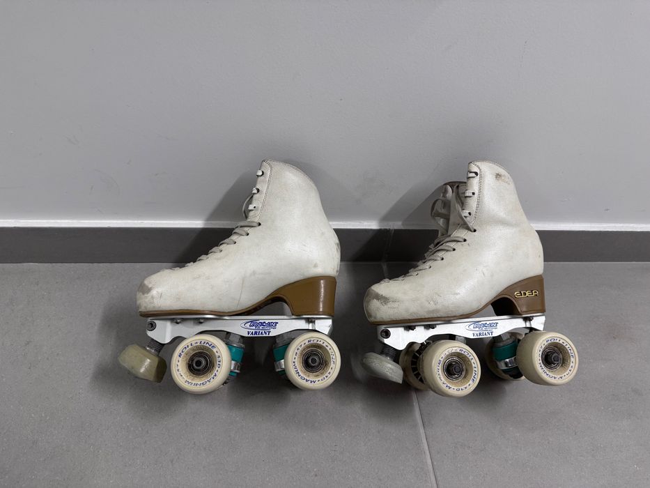 Patins de patinagem artística número 220