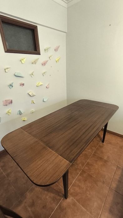 Set Mesa de Jantar e 4 Cadeiras - Madeira Maciça