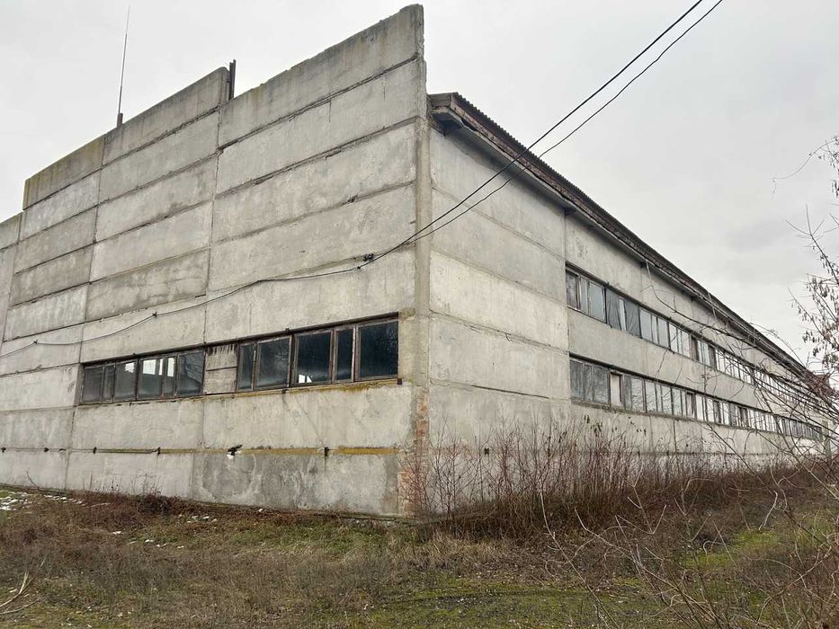 Продаж виробничого комплекса: 3450 м2 та 4,3 га, Баришівка