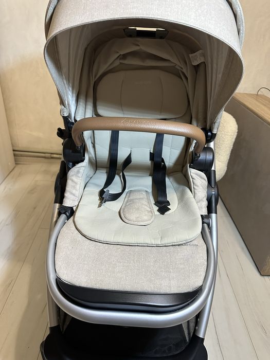 Коляска Maxi Cosi