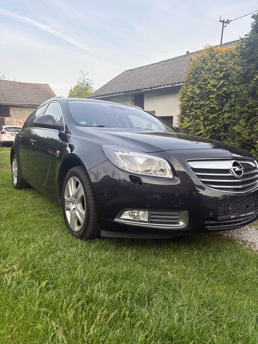 Opel Insignia 2.0 4x4, bardzo bogato wyposażona
