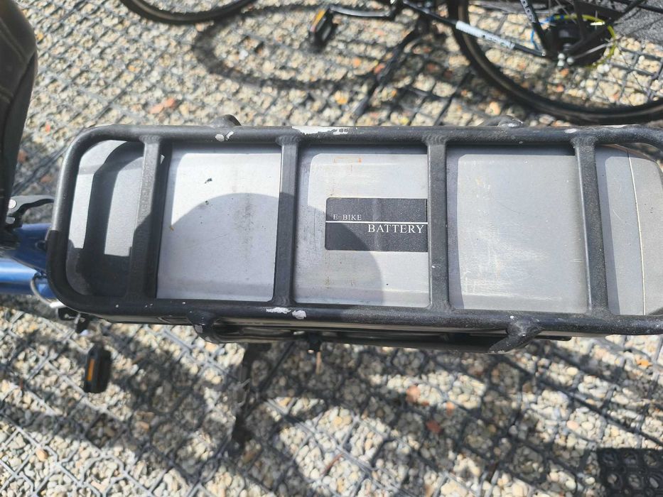 Rower elektryczny Czytaj dobrze opis .