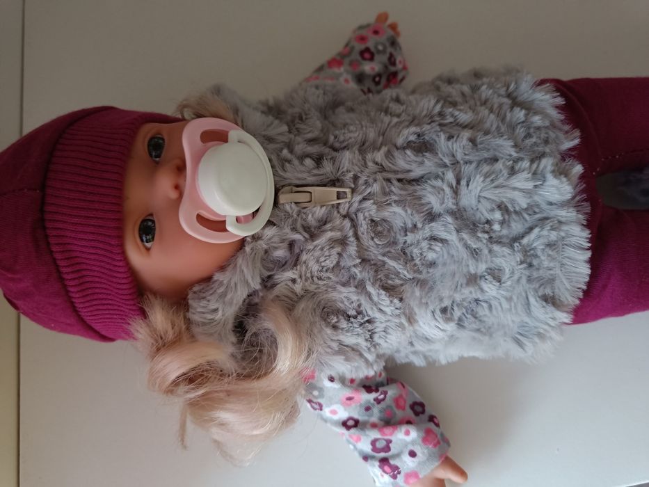 Lalka Llorens płacząca plus dodatkowe ubranko