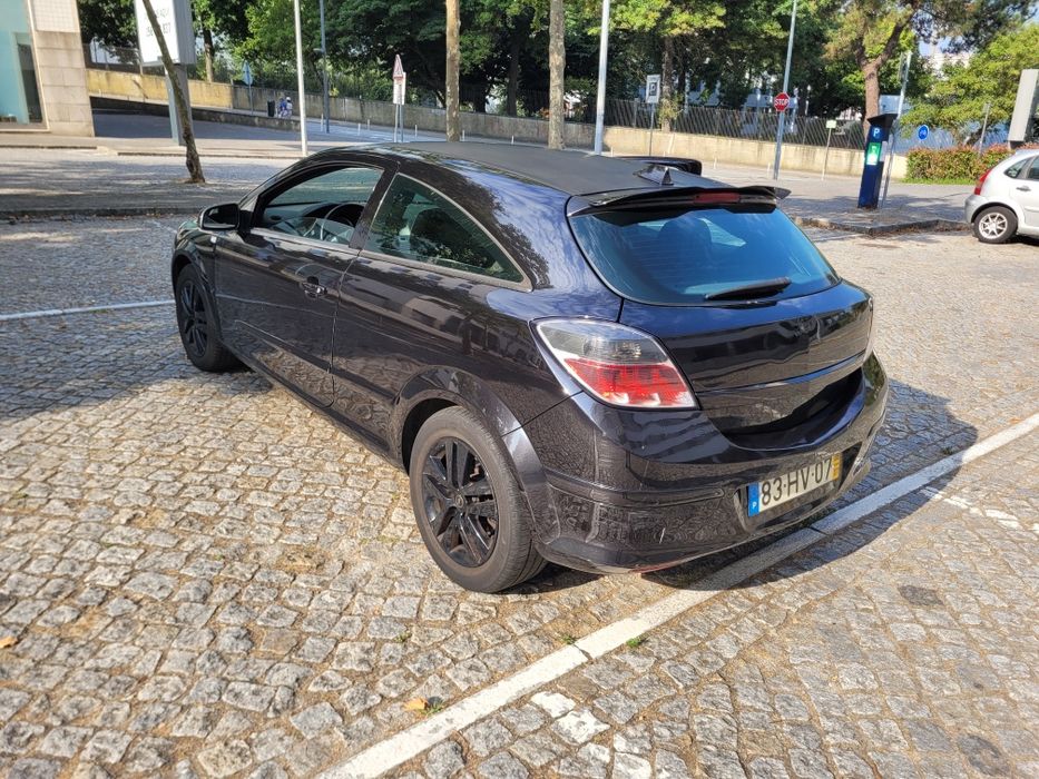 Opel Astra Gtc 09
