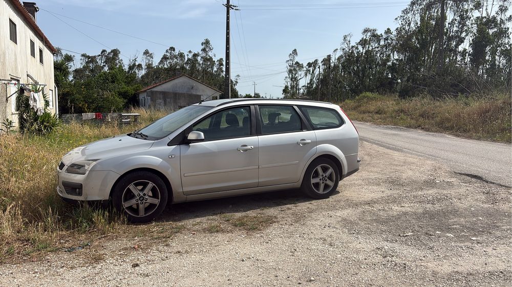 Vendo carrinha Ford Focus 2007 1.6TDCI (Coimbra/ Leiria)