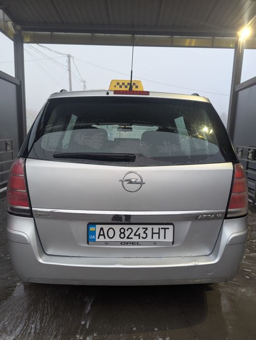 Таксі /регулярні  перевезення