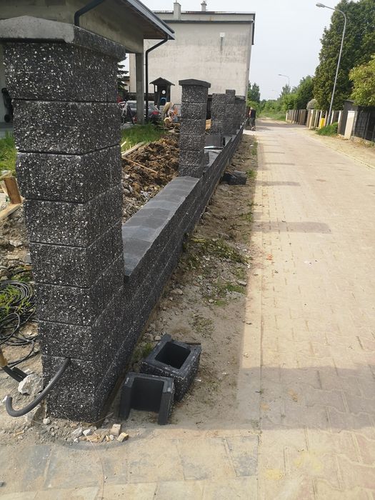 Montaż, murowanie ogrodzeń łupanych , gładkich , nowoczesnych i innych