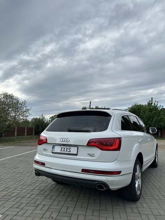 Audi Q7 2015 в ідеальному стані