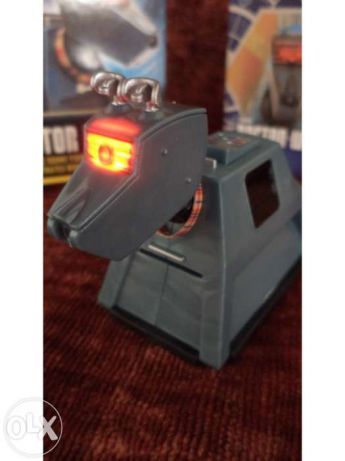 Doctor Who - K-9 com luz e som + livrete - NOVO SELADO - PORTES GRÁTIS
