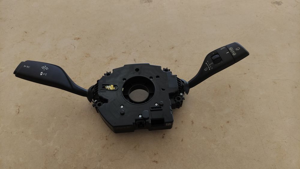 Comutador de Luzes /Piscas /Limpa Para-Brisas - BMW 1 (F21) | 11 -