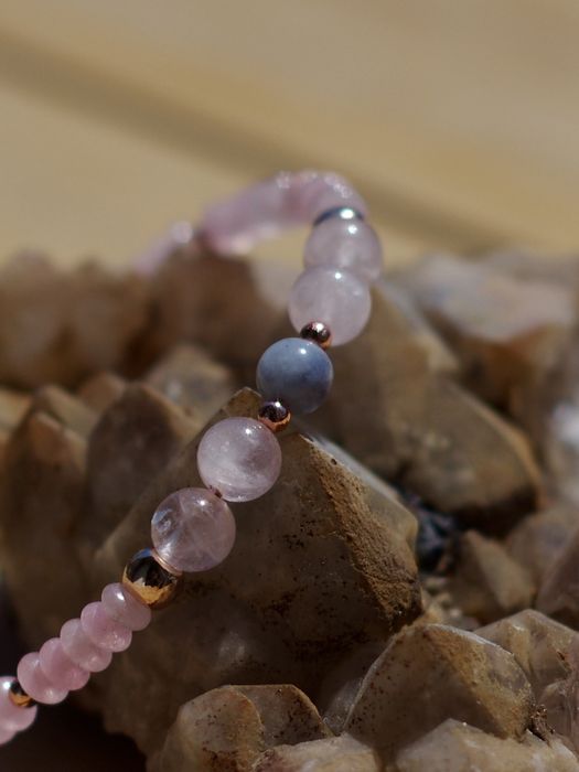 Bransoletka z kwarcu z dodatkiem akwamarynu