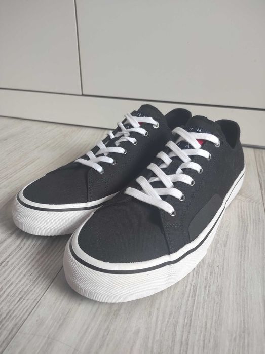 NOWE Trampki Tommy Jeans r.44