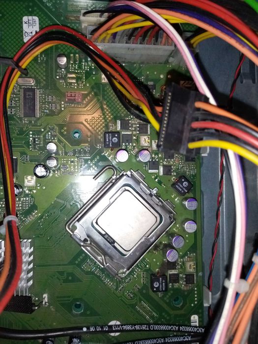 Fujitsu esprimo P5710