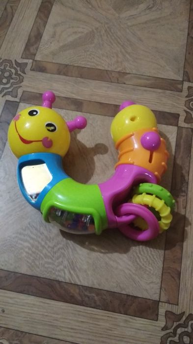 Гусеница-трещетка, погремушка