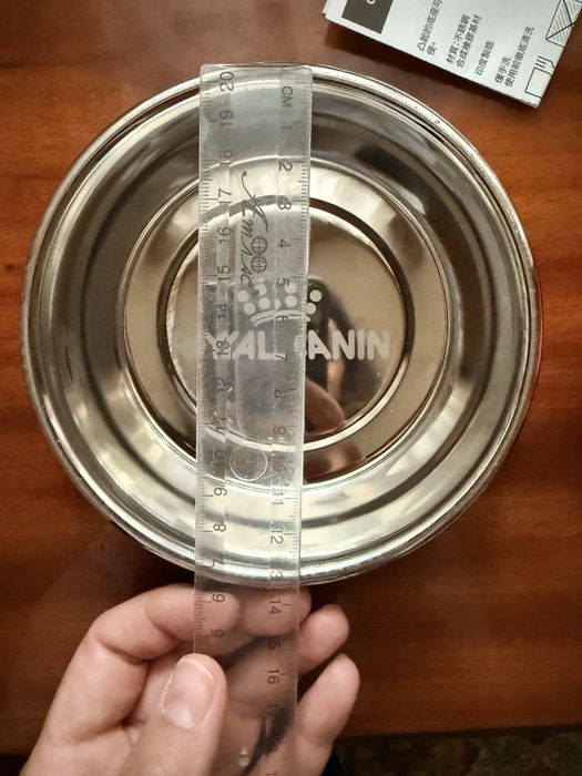 Миски для собак брендовані Royal Canin