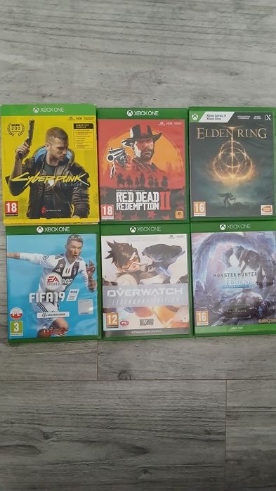 X box One S z grami i padami