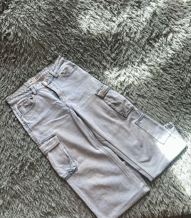 Джинси з карманами