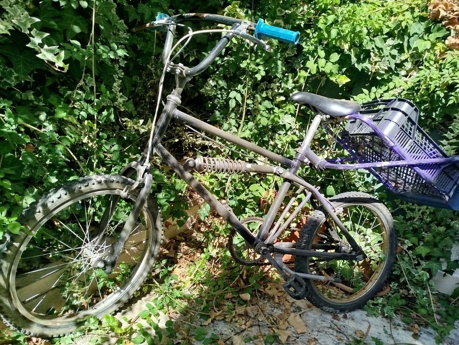 Bicicleta BMX antiga de cross
