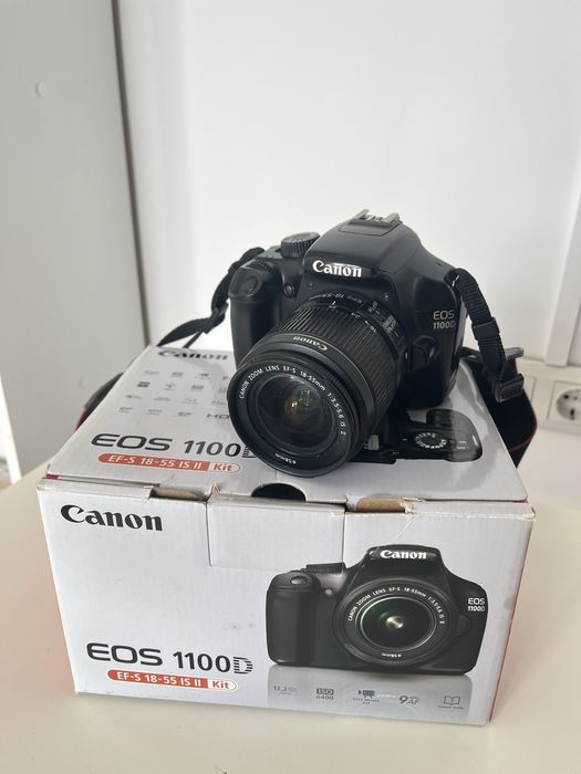 Продам фотоапарат Canon 1100d+обʼєктив 18-55